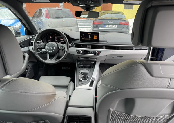 Audi A4 cena 114000 przebieg: 39000, rok produkcji 2019 z Nysa małe 379